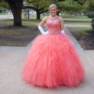 Sweet Sixteen/Quinceanera/Prom Dress